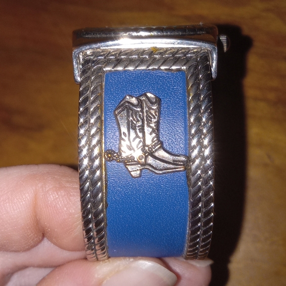 Western watch - Picture 3 of 5